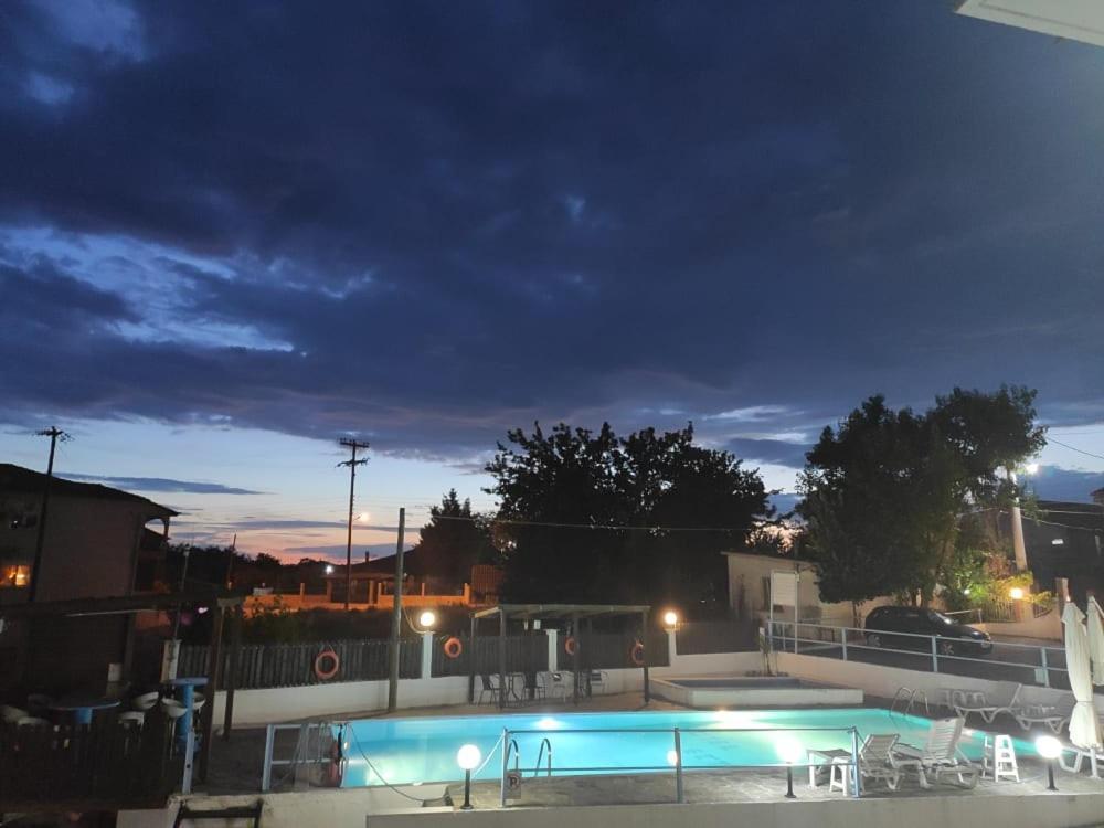 Estia Aparthotel Orestiada Exterior photo